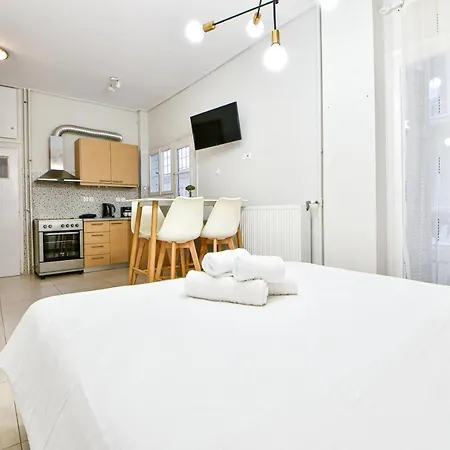 Apartment Lovely Renovated Studio *