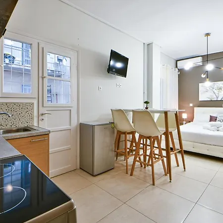Lovely Renovated Studio * Athens